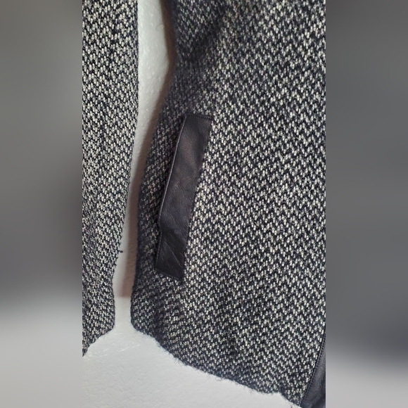 Wool & Genuine Leather Black & Gray Modern Blazer Jacket Notched - Picture 3 of 10